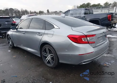 2021 Honda Accord Hybrid Touring z USA, uszkodzony, nr VIN 1HGCV3F98MA007589